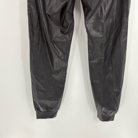 Commando Black Faux Leather Jogger Pants Relaxed Fit Stretch Taper Leg small - Picture 8 of 14